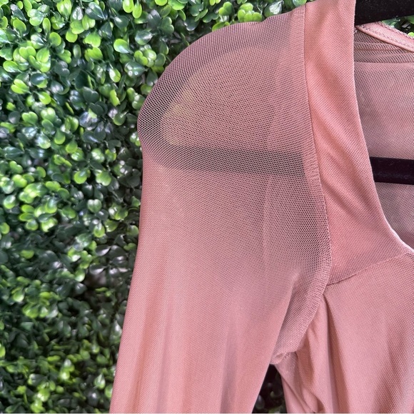 Nwt Sheer brown Ruched  sheer sleeve and back Long Sleeve Bodysuit nwt - Picture 4 of 8